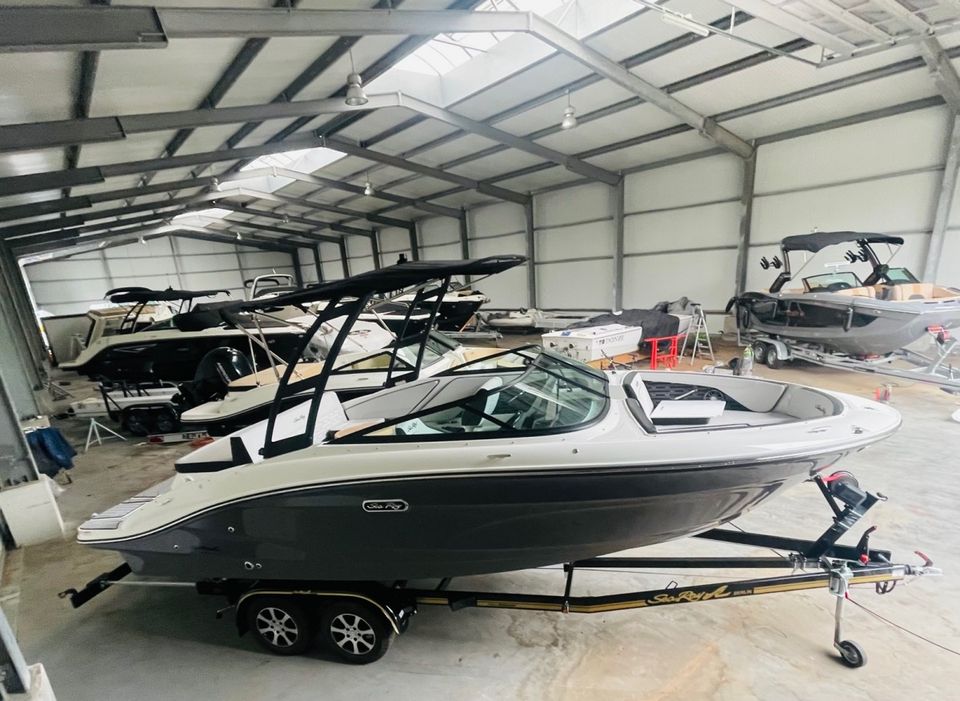 Sea Ray 210 SPX 2024 NEUE ✅TOTALER RÄUMUNGSVERKAUF✅✅ in Berlin