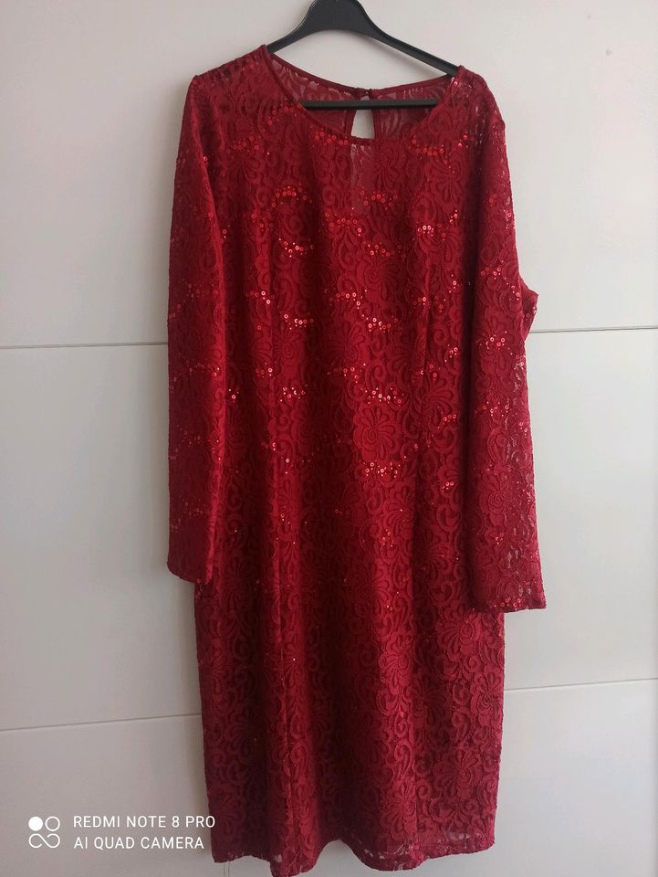 Rote Abendkleid in Köln