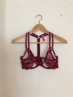 Hunkemöller Dessous BH mit Riemen, burgundrot Düsseldorf - Stadtmitte Vorschau