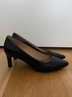 Damenschuhe, Pumps von Geox, Gr.35 schwarz Hessen - Offenbach Vorschau