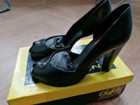Pumps / Highheels schwarz, kaum getragen Köln - Nippes Vorschau