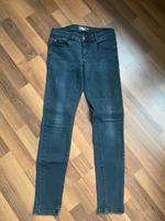 Only Damen Jeanshose Hose schwarz Gr 28/30 Sachsen - Coswig Vorschau