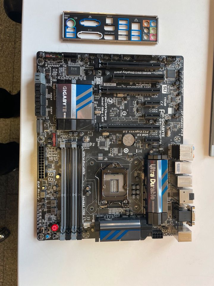 Mainboard Gigabyte GA-Z87X-UD3H defekt in Wolmirsleben