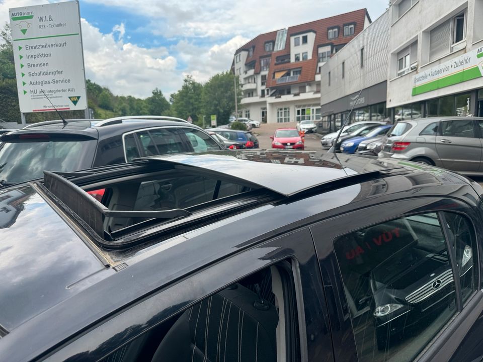 Opel Corsa D Catch Me *1,2* Alu* Klima* Tüv Neu* Panorama* in Waldenbuch