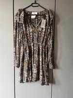 Hübsches Midi Ba&sh Kleid neu mit Etikett 34 XS Düsseldorf - Stadtmitte Vorschau