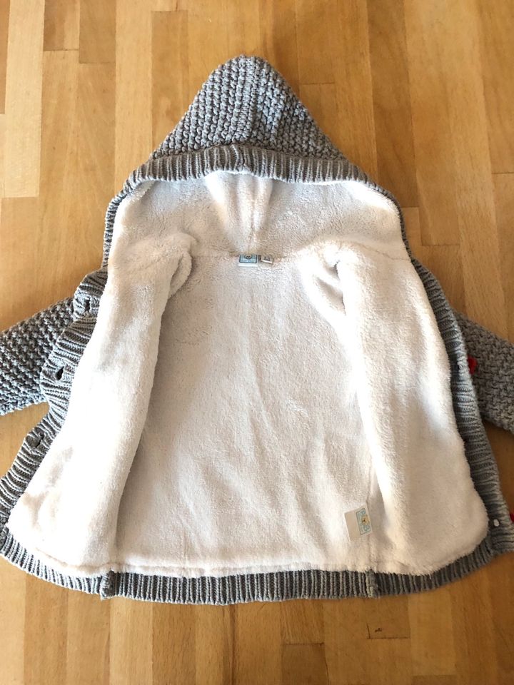 Outdoor Strickjacke 74 Mädchen ❣️ Kuscheljacke Teddyfutter Jacke in Bergneustadt