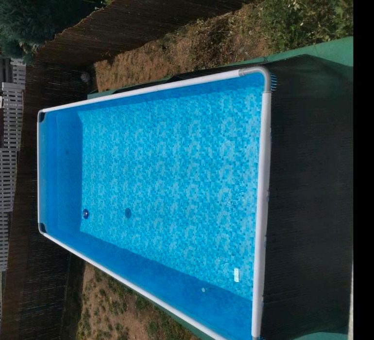 Pool 488x244x122 in Wehrheim