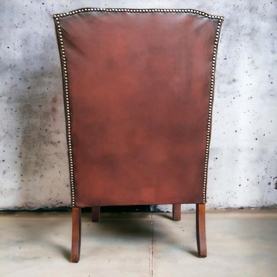 Vintage CHESTERFIELD Sessel. Leder-Ohrenbackensessel.BRANDY-Braun in Berlin