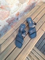 Damen Sandalen Riemchen  Absatz schwarz Gr. 38 Sachsen-Anhalt - Halle Vorschau