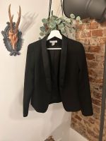 Schicker H&M Damen Blazer Gr 40 schwarz Nordrhein-Westfalen - Neuss Vorschau