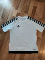 T-Shirt von adidas (Größe 164, neuwertig) Niedersachsen - Nienhagen Vorschau