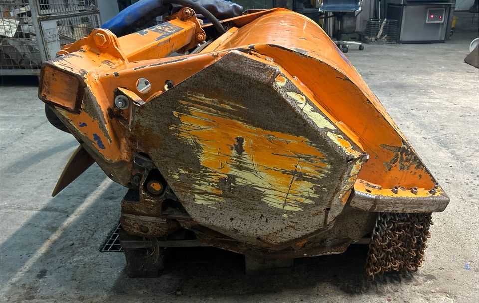 Mulag Unimog MB trac Mulchkopf Dücker in Freudenberg