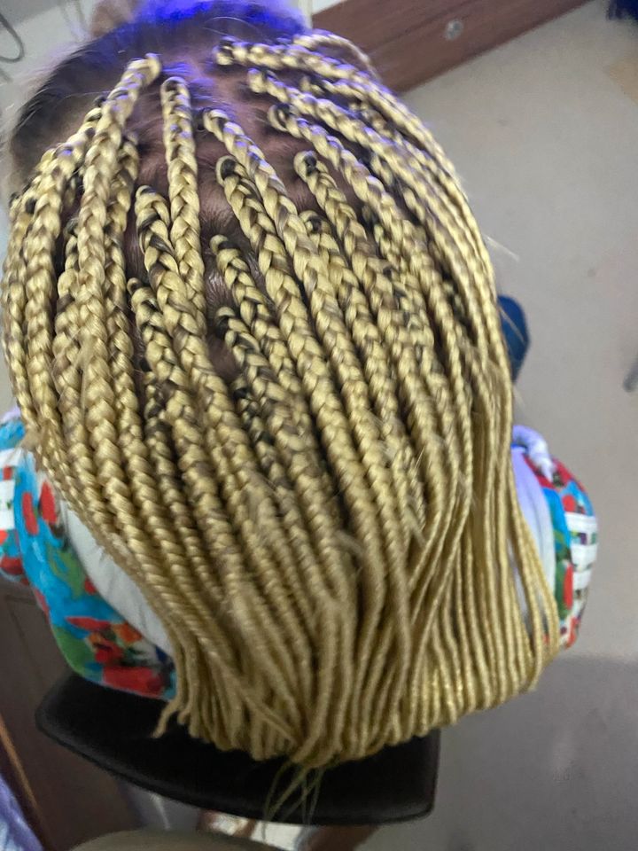 Cornrows Rasta Open crochet Boxer Braid Haarverlängerung weaving in Berlin