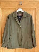 Original Vintage Burberry Damen Jacke in Khaki Größe S (36) Rheinland-Pfalz - Boppard Vorschau