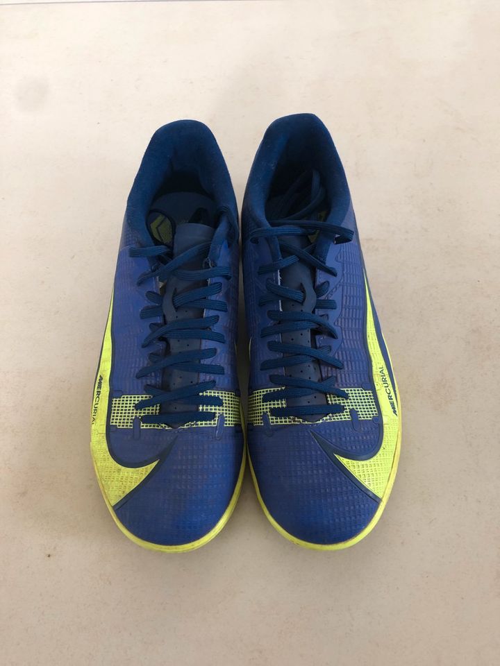 Nike Mercurial Hallenschuhe Größe 39 in Kindsbach