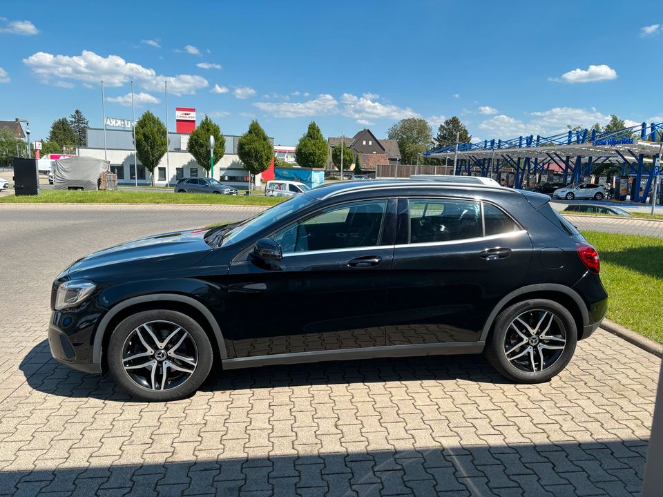 Mercedes GLA 250 in Unna