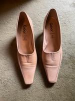 Beige Damenschuhe, Größe 39, Gabor Nordrhein-Westfalen - Hilden Vorschau
