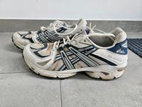 Asics Sneaker Laufschuhe Gel Kayano Gr. 43.5 Niedersachsen - Oldenburg Vorschau