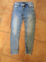 Jeans C&A Gr. 170 Niedersachsen - Grünendeich Niederelbe Vorschau