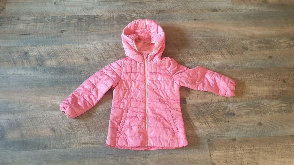 Kinderbekleidung Jacke Mädchen 122 in Grevenbroich