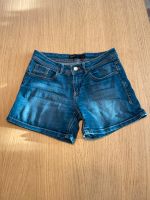 Jeans Shorts Größe 36 Nordrhein-Westfalen - Fröndenberg (Ruhr) Vorschau