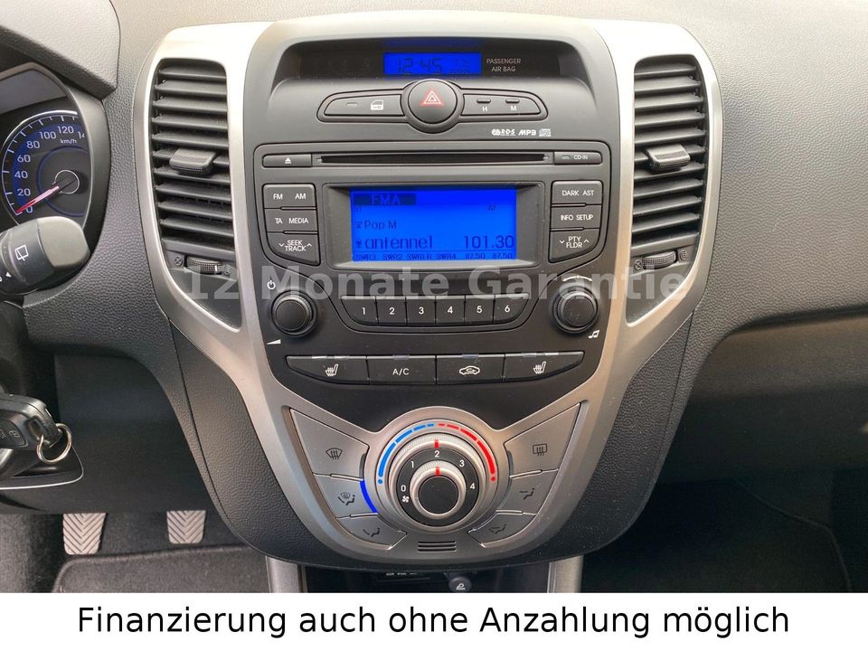 Hyundai ix20 FIFA world Cup Edition 1 Hand Top Zustand in Stuttgart