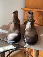 Isabel Boots Gr. 38 (37) braun/nude/antik Hessen - Weinbach Vorschau
