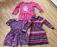 Pullover, Kleid pink, lila, Einhorn 98/104 Frankfurt am Main - Oberrad Vorschau