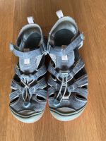 Keen Schuhe Sandalen Outdoor grau Gr 37 / 5 Düsseldorf - Unterbach Vorschau