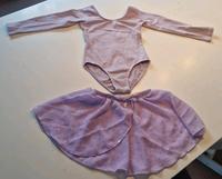 Balletttrikot Arshiner gr 130 Nordrhein-Westfalen - Hilden Vorschau