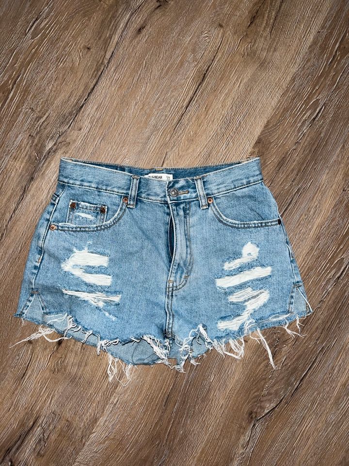 Jeans Shorts in Künzell