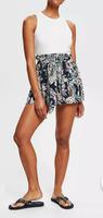 ESPRIT Shorts mit floralem Muster Gr. L Marine neuwertig Hessen - Waldbrunn Vorschau