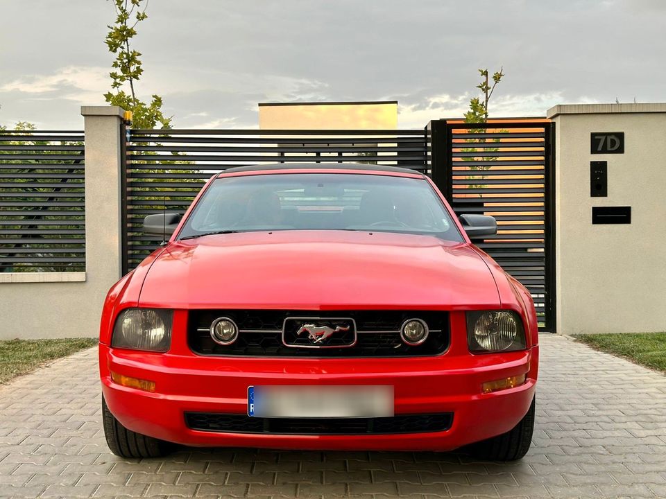 Ford Mustang Cabrio in Berlin