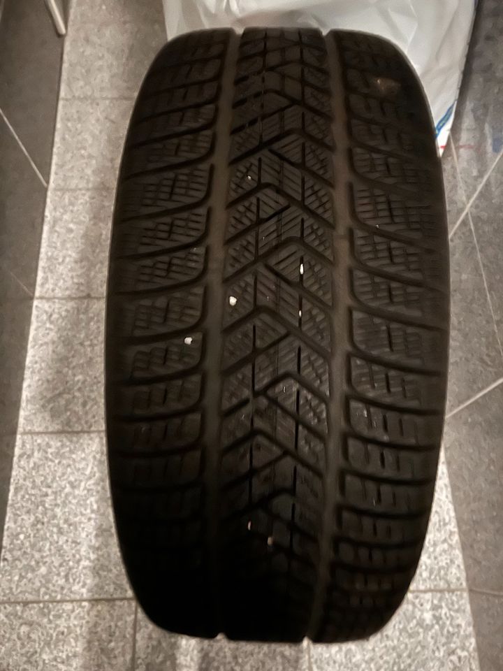 Porsche Cayenne (3) Winterräder Winterreifen 20 Zoll Concave in Aachen