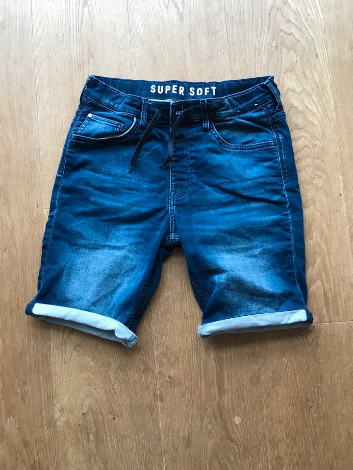 Jeans Shorts in Rott am Inn