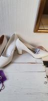 Schöne weiße Pumps Anaiya RAID Pumps Hochzeit 40 Hochzeitsschuhe Koblenz - Neuendorf Vorschau