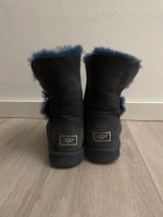 UGG Boots mit Steinchen Blau Gr.41 Hannover - Kirchrode-Bemerode-Wülferode Vorschau