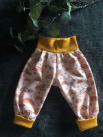 Baby Pumphose, Regenbogen, Geschenk, handmade, Gr. 68, neu Nordrhein-Westfalen - Bedburg Vorschau