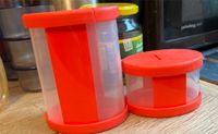 Tupperware 2 hübsche gewürzbehälter Orient Express rot tupper Hessen - Hanau Vorschau