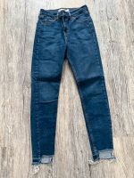 Topshop Jamie Jeans Größe 26/30 Bielefeld - Bielefeld (Innenstadt) Vorschau