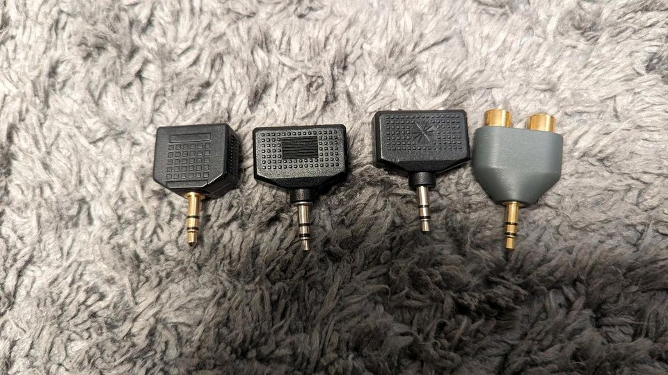 Kopfhörer 2-Fach Adapter - 3,5mm Stecker/2x 3,5mm Buchse in  Baden-Württemberg - Ingersheim | Weitere Audio & Hifi Komponenten gebraucht  kaufen | eBay Kleinanzeigen ist jetzt Kleinanzeigen