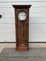 Wanduhr Pendeluhr Standuhr (altes Gehäuse) Holz *TOP* Düsseldorf - Oberbilk Vorschau