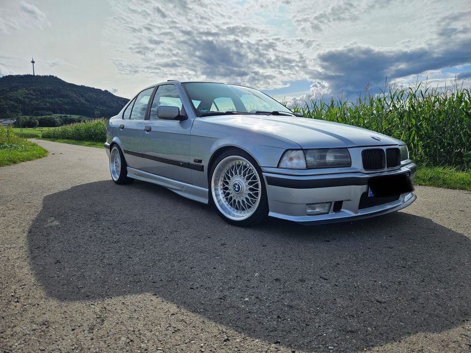 Bmw  328 e36 limo in Balingen