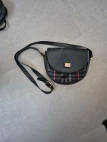 Handtasche Damen Burberrys blau rot gold Nordrhein-Westfalen - Oberhausen Vorschau