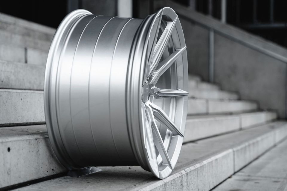 20 Zoll LA CHANTI PERFORMANCE LC-P18 Alufelgen 5x112 Felgen für Mercedes CL 63 65 AMG W216 CLS C257 43 53 55 GLC X253 X204 S-Klasse S63 S65 C217 W222 W223 Maybach 500 CONCAVE in Hagen