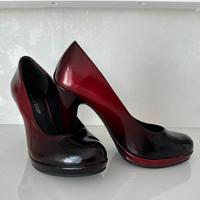 Marco Tozzi Damen Pumps Farbverlauf schwarz-rot Größe 39 / 6 Niedersachsen - Essen (Oldenburg) Vorschau