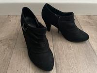 Graceland schwarz Pumps Größe 36 Schuhe deichmann Damen  schick Sachsen - Treuen Vorschau