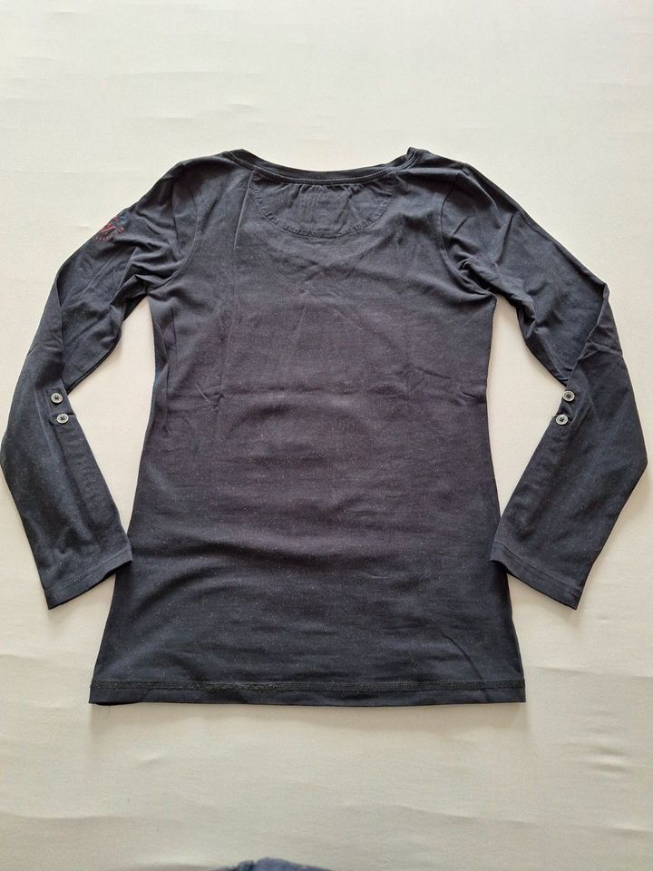 Damen Shirt, schwarz mit Frontdruck – Gr. 36, Marke: Soccx in Plauen
