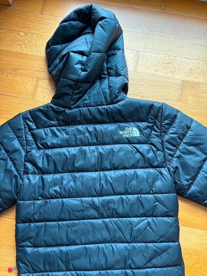 THE NORTH FACE Jacke Herren Gr. XS (bzw. Jungen) NEU! in München