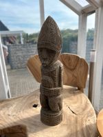 Maori Figur - aus Hartholz in handarbeit gefertigt Nordrhein-Westfalen - Oer-Erkenschwick Vorschau